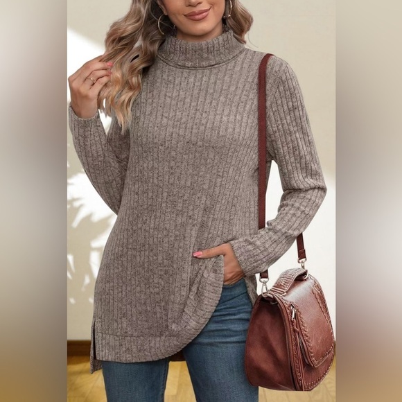 Gentle Slope High Low Thick Turtleneck Sweater - Picture 1 of 5